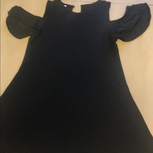 Black long flow shirt - Picture 3 of 5